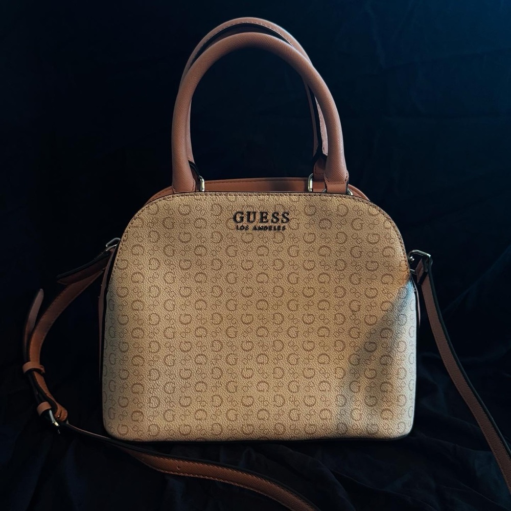 GUESS LA pink and cream handbag
